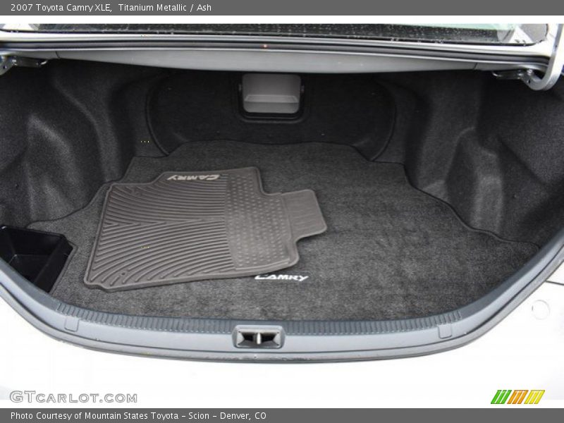Titanium Metallic / Ash 2007 Toyota Camry XLE