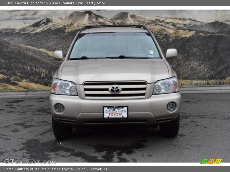 Sonora Gold Pearl / Ivory 2005 Toyota Highlander V6 4WD