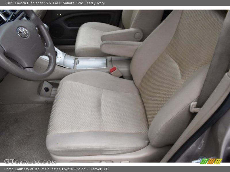 Sonora Gold Pearl / Ivory 2005 Toyota Highlander V6 4WD