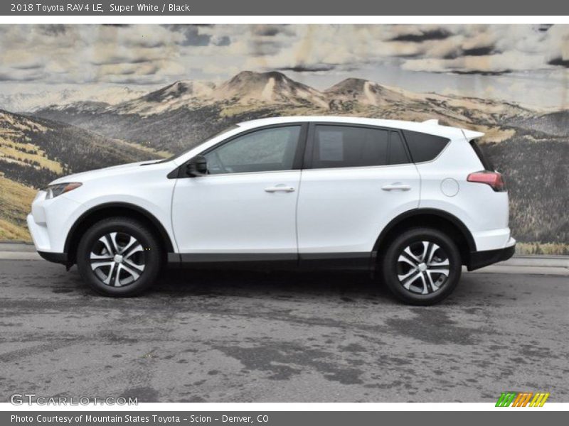 Super White / Black 2018 Toyota RAV4 LE