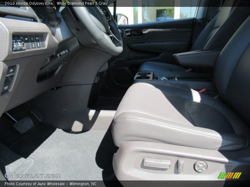 White Diamond Pearl / Gray 2019 Honda Odyssey Elite