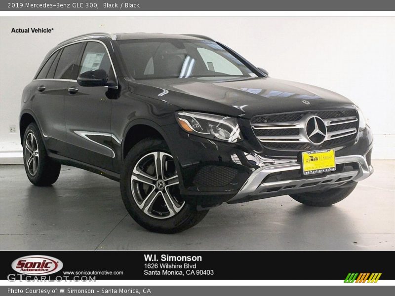 Black / Black 2019 Mercedes-Benz GLC 300