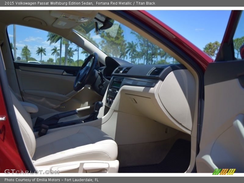 Fortana Red Metallic / Titan Black 2015 Volkswagen Passat Wolfsburg Edition Sedan