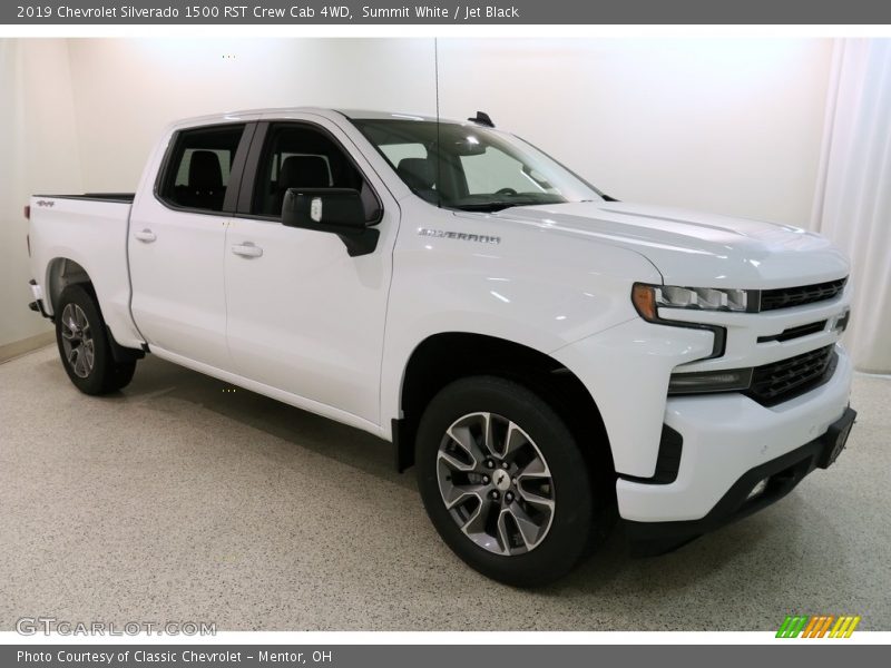 Summit White / Jet Black 2019 Chevrolet Silverado 1500 RST Crew Cab 4WD