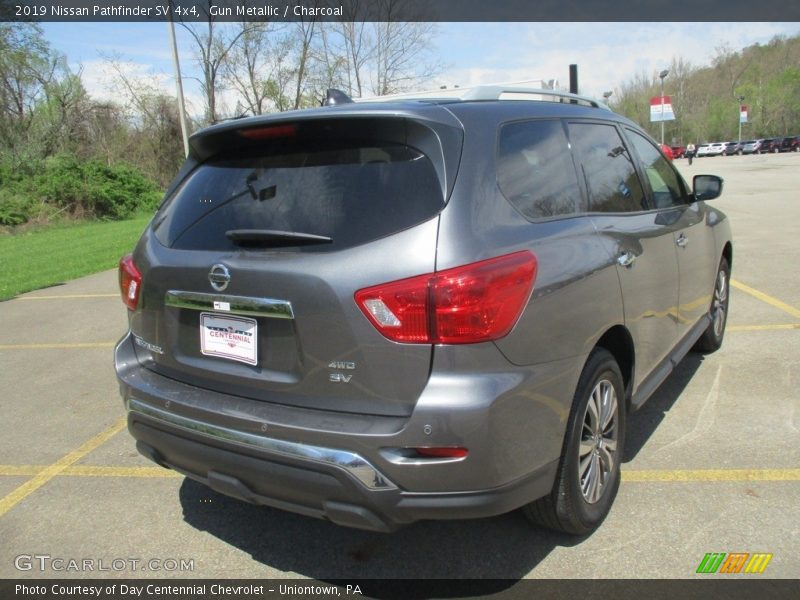 Gun Metallic / Charcoal 2019 Nissan Pathfinder SV 4x4
