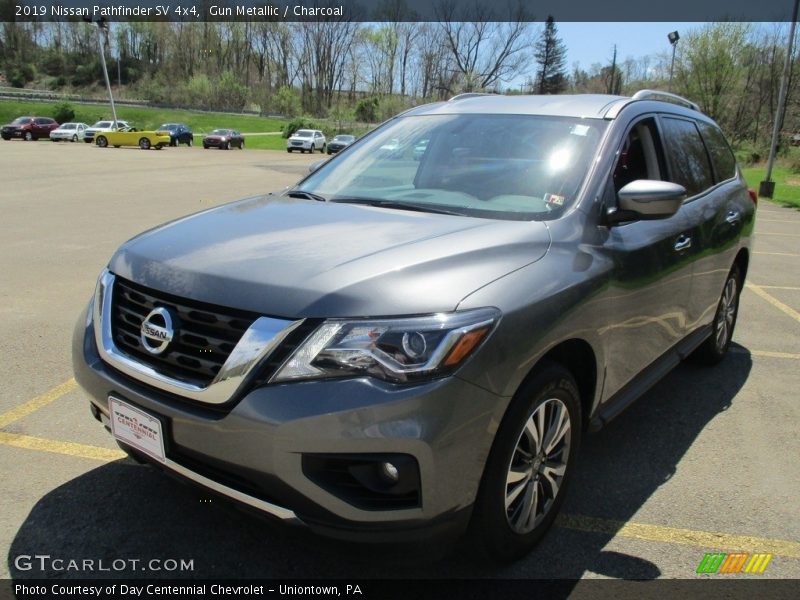 Gun Metallic / Charcoal 2019 Nissan Pathfinder SV 4x4