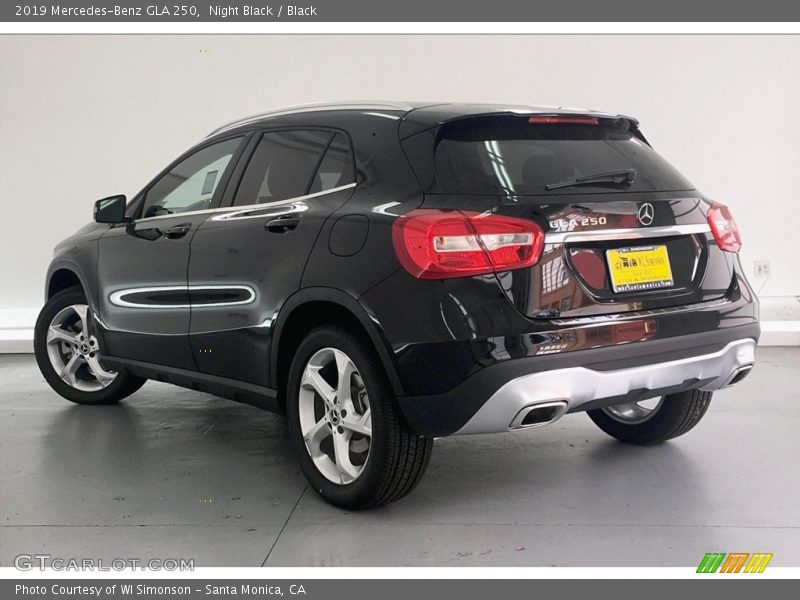 Night Black / Black 2019 Mercedes-Benz GLA 250