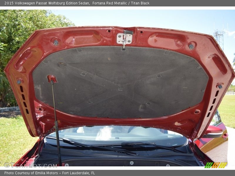 Fortana Red Metallic / Titan Black 2015 Volkswagen Passat Wolfsburg Edition Sedan