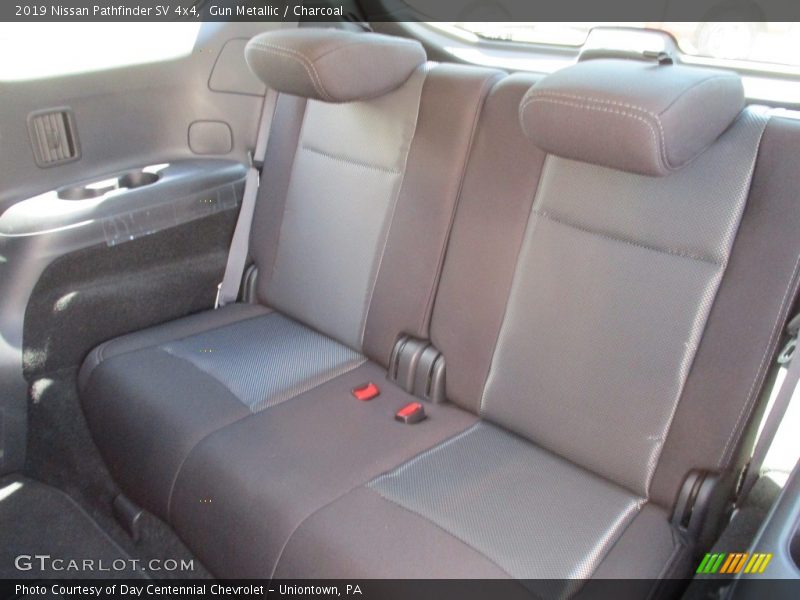 Gun Metallic / Charcoal 2019 Nissan Pathfinder SV 4x4