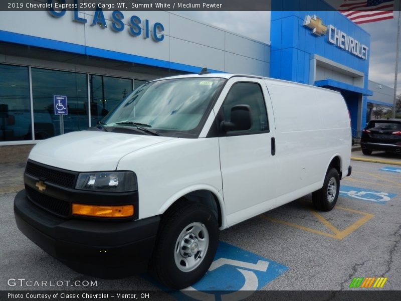 Summit White / Medium Pewter 2019 Chevrolet Express 2500 Cargo WT