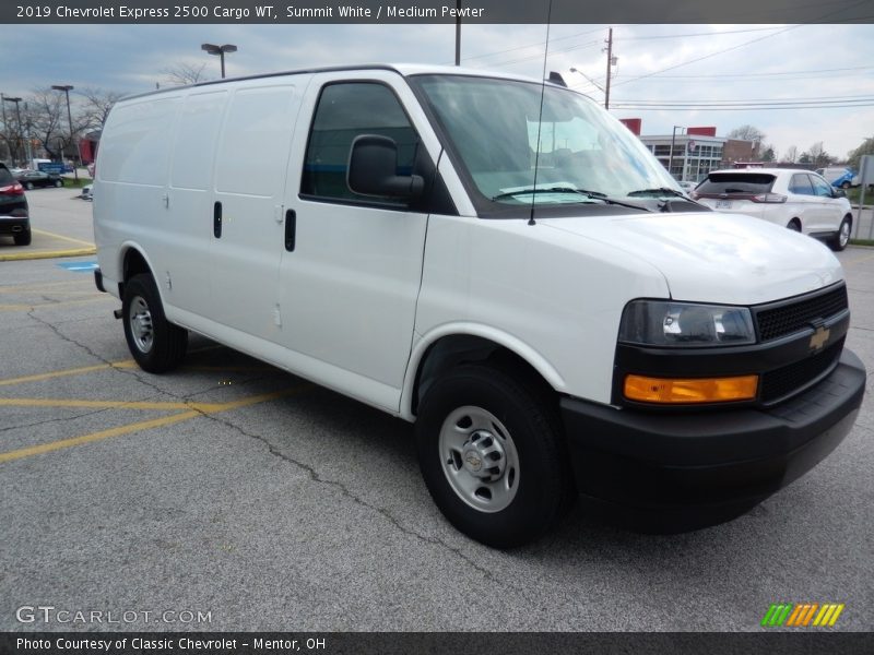 Summit White / Medium Pewter 2019 Chevrolet Express 2500 Cargo WT