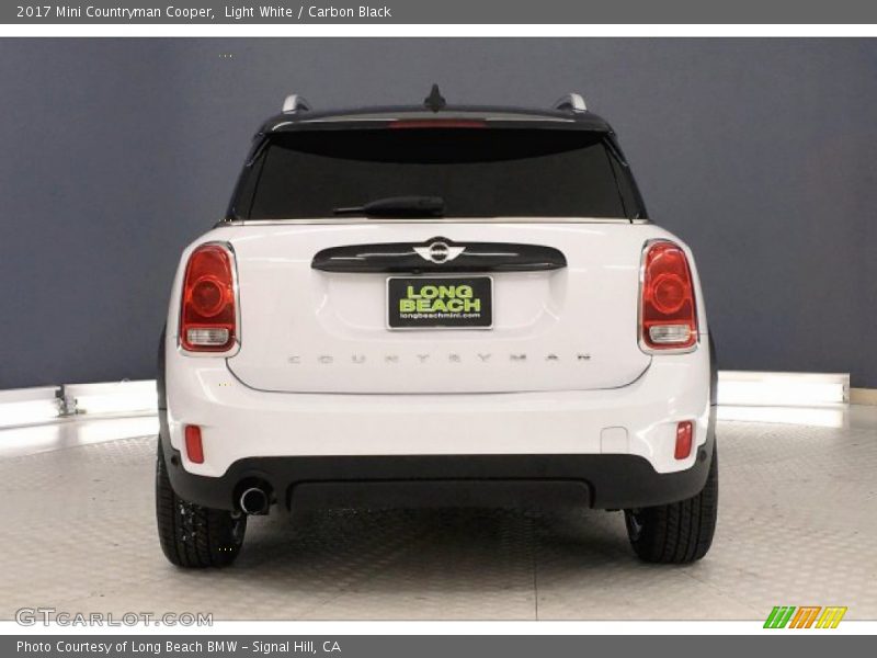 Light White / Carbon Black 2017 Mini Countryman Cooper