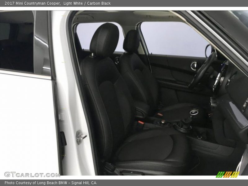 Light White / Carbon Black 2017 Mini Countryman Cooper