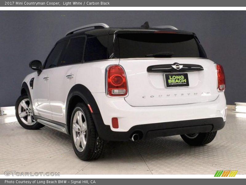 Light White / Carbon Black 2017 Mini Countryman Cooper