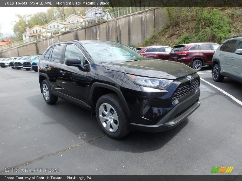 Midnight Black Metallic / Black 2019 Toyota RAV4 LE AWD