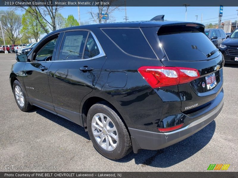 Mosaic Black Metallic / Jet Black 2019 Chevrolet Equinox LT