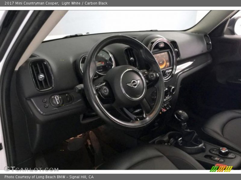 Light White / Carbon Black 2017 Mini Countryman Cooper