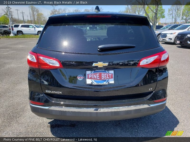 Mosaic Black Metallic / Jet Black 2019 Chevrolet Equinox LT