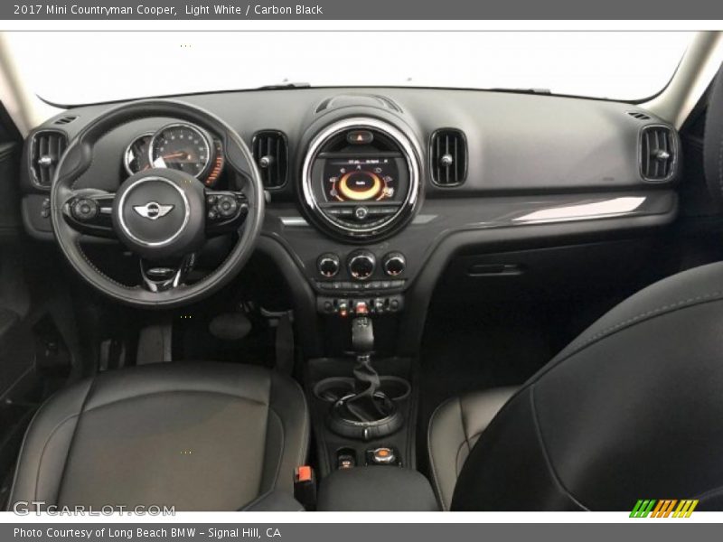 Light White / Carbon Black 2017 Mini Countryman Cooper