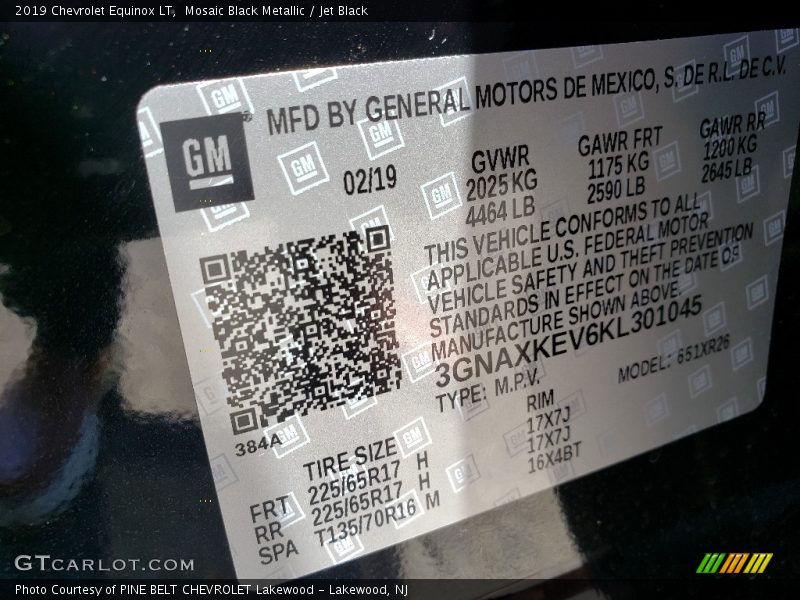 Mosaic Black Metallic / Jet Black 2019 Chevrolet Equinox LT
