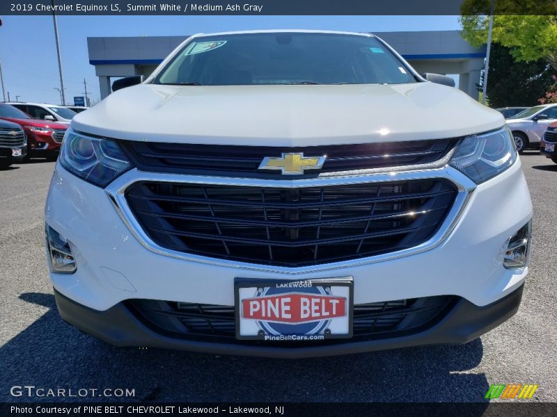 Summit White / Medium Ash Gray 2019 Chevrolet Equinox LS