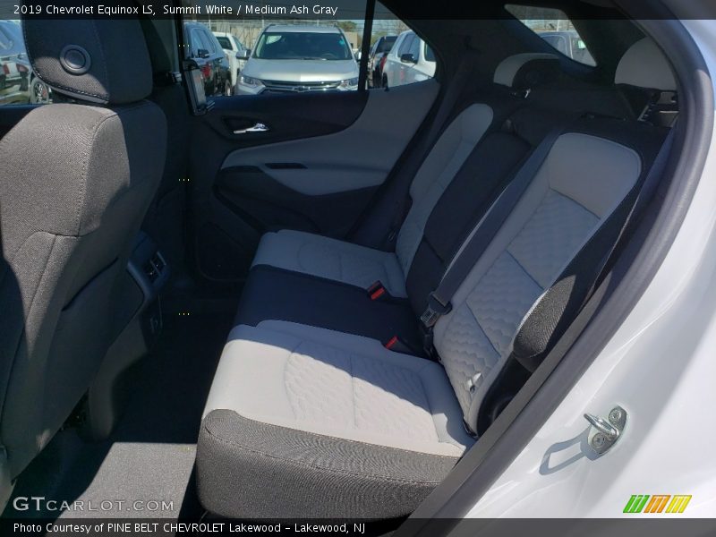 Summit White / Medium Ash Gray 2019 Chevrolet Equinox LS