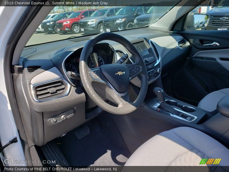 Summit White / Medium Ash Gray 2019 Chevrolet Equinox LS