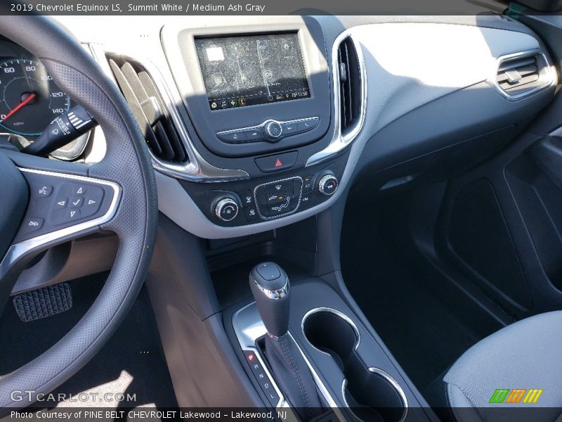 Summit White / Medium Ash Gray 2019 Chevrolet Equinox LS