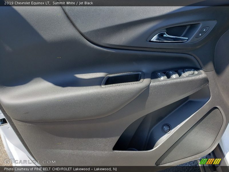 Summit White / Jet Black 2019 Chevrolet Equinox LT