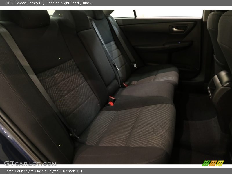 Parisian Night Pearl / Black 2015 Toyota Camry LE