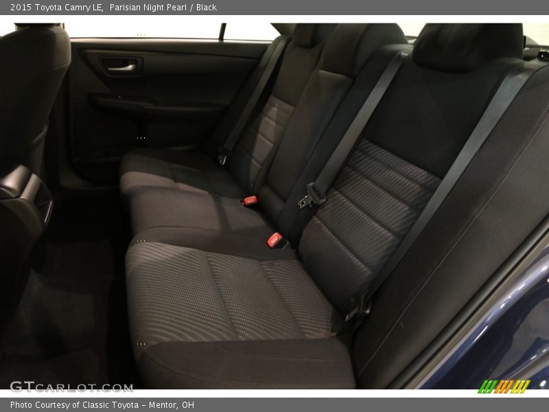 Parisian Night Pearl / Black 2015 Toyota Camry LE