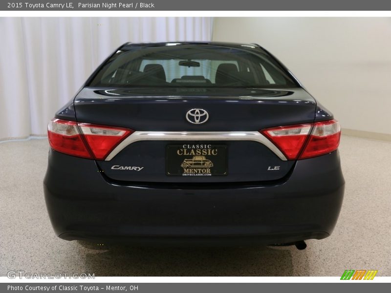 Parisian Night Pearl / Black 2015 Toyota Camry LE
