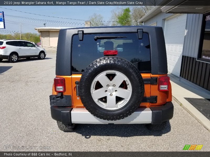Mango Tango Pearl / Dark Slate Gray/Medium Slate Gray 2010 Jeep Wrangler Sahara 4x4