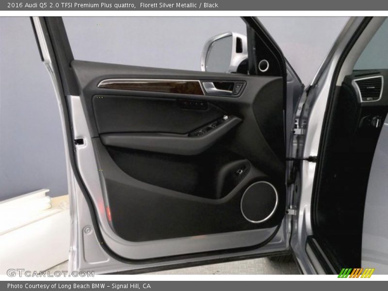 Florett Silver Metallic / Black 2016 Audi Q5 2.0 TFSI Premium Plus quattro