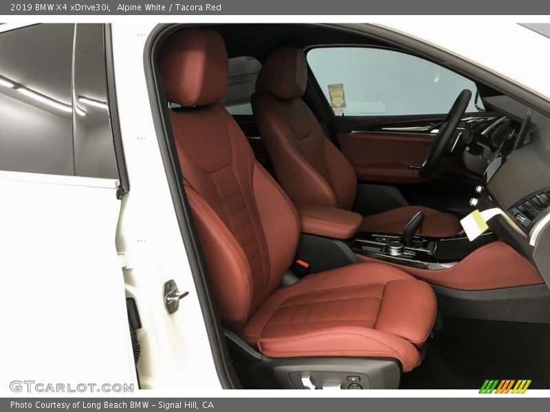  2019 X4 xDrive30i Tacora Red Interior