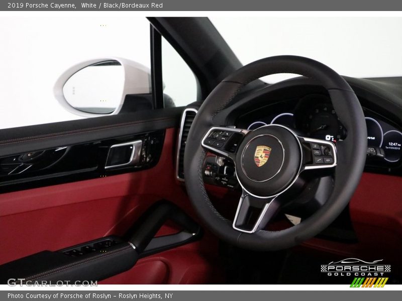 White / Black/Bordeaux Red 2019 Porsche Cayenne