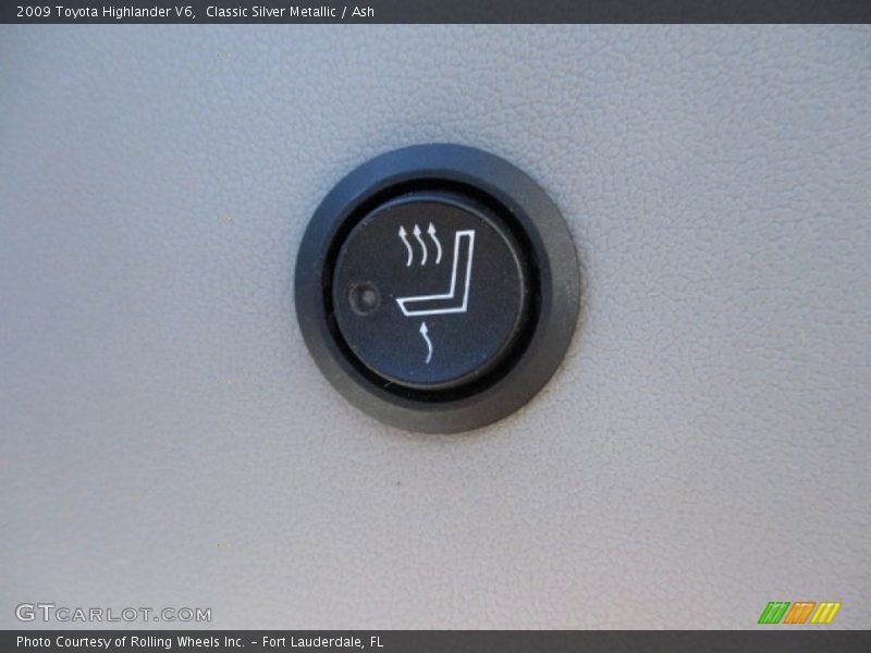 Classic Silver Metallic / Ash 2009 Toyota Highlander V6