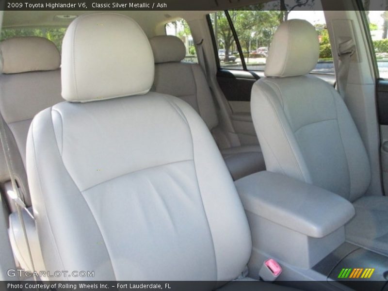 Classic Silver Metallic / Ash 2009 Toyota Highlander V6
