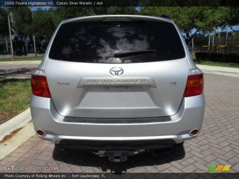 Classic Silver Metallic / Ash 2009 Toyota Highlander V6