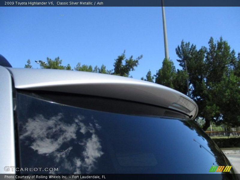 Classic Silver Metallic / Ash 2009 Toyota Highlander V6