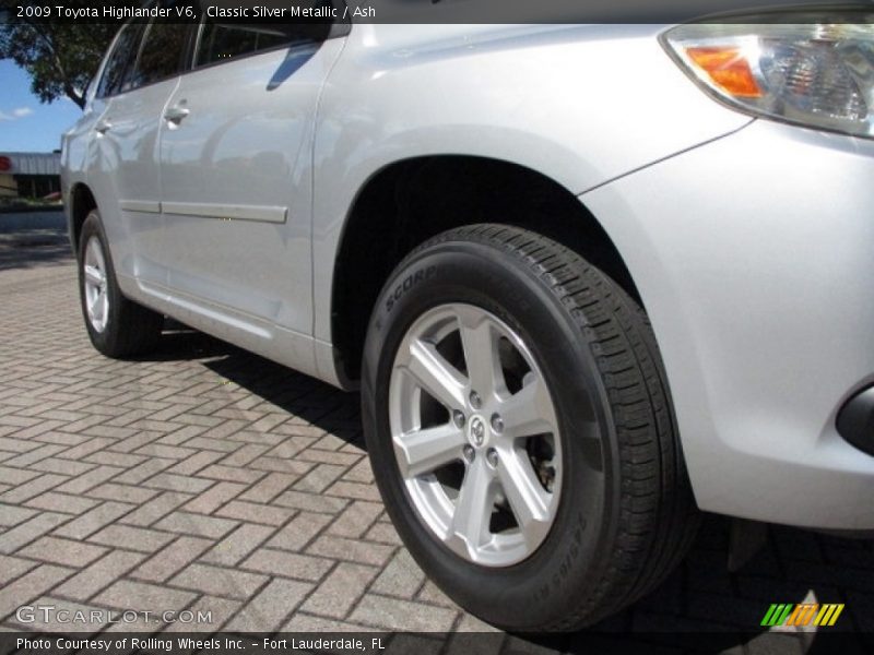 Classic Silver Metallic / Ash 2009 Toyota Highlander V6