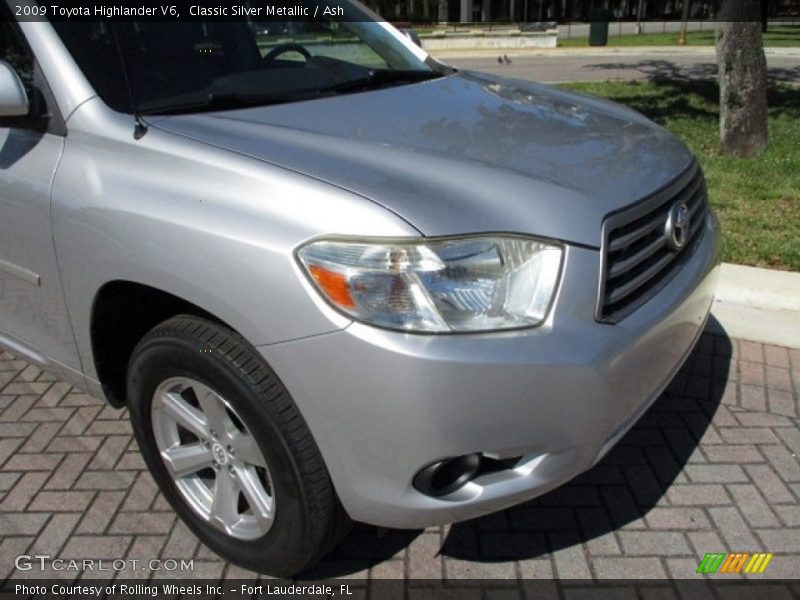 Classic Silver Metallic / Ash 2009 Toyota Highlander V6