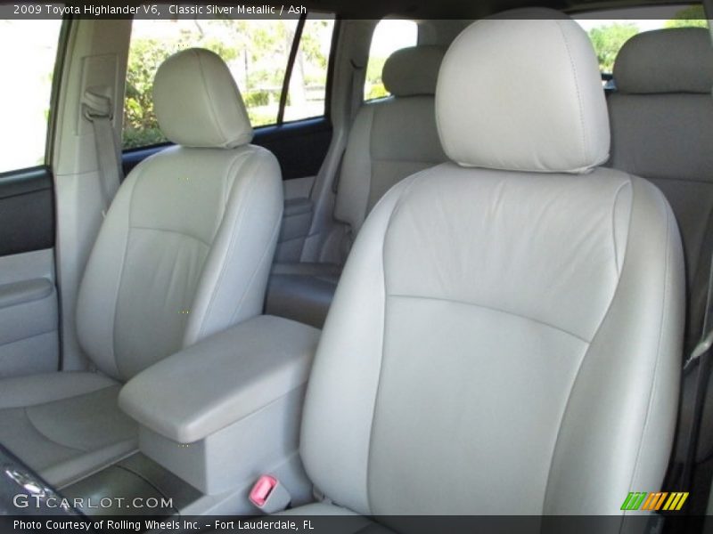 Classic Silver Metallic / Ash 2009 Toyota Highlander V6