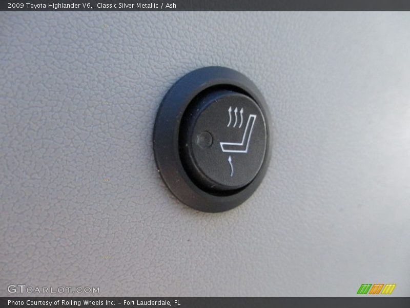 Classic Silver Metallic / Ash 2009 Toyota Highlander V6