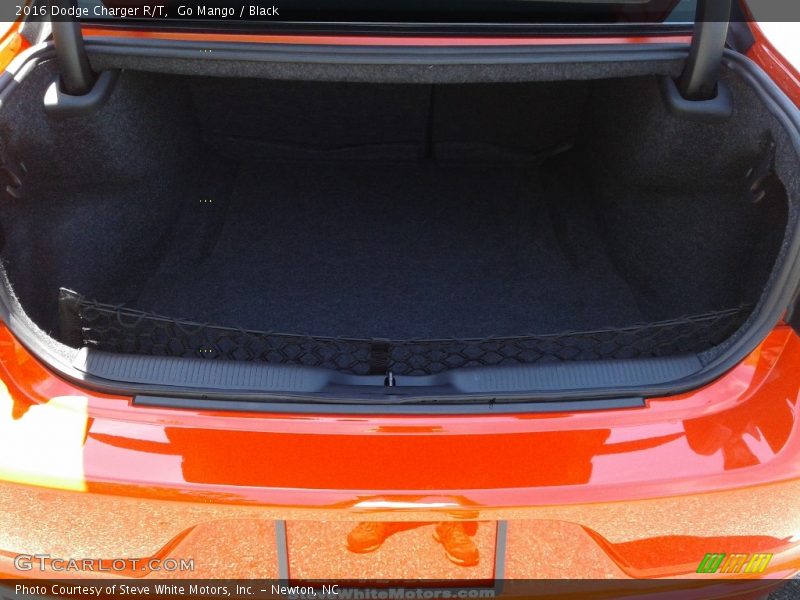 Go Mango / Black 2016 Dodge Charger R/T