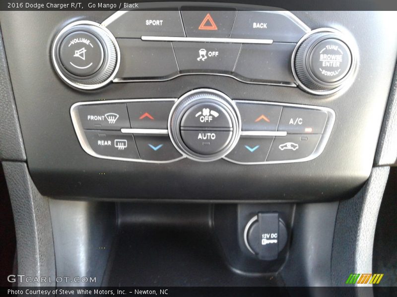 Go Mango / Black 2016 Dodge Charger R/T