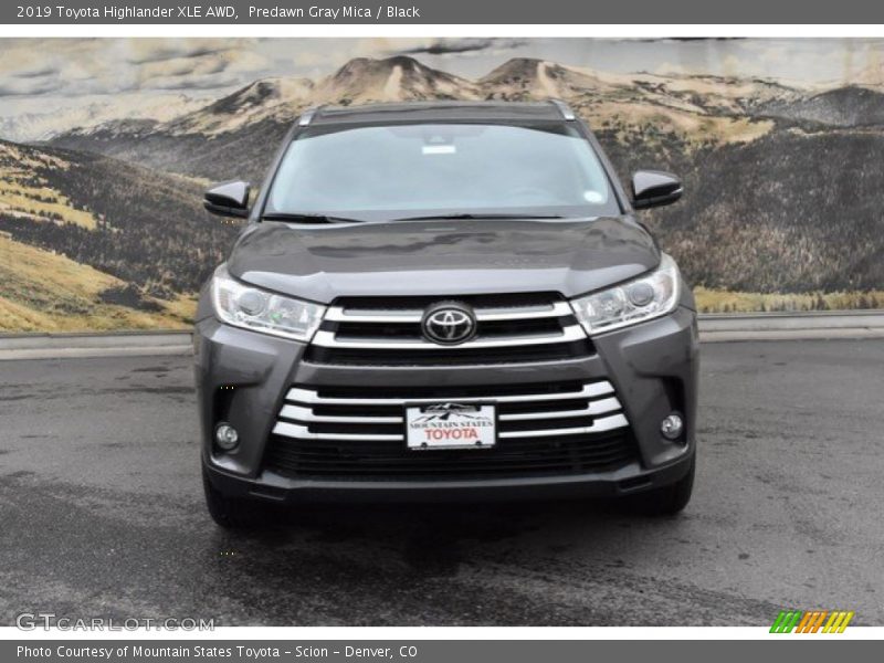 Predawn Gray Mica / Black 2019 Toyota Highlander XLE AWD