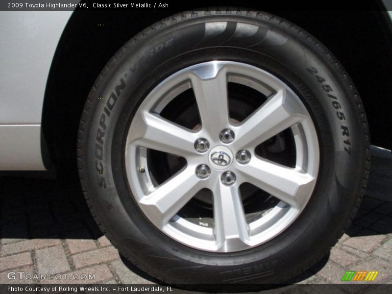 Classic Silver Metallic / Ash 2009 Toyota Highlander V6