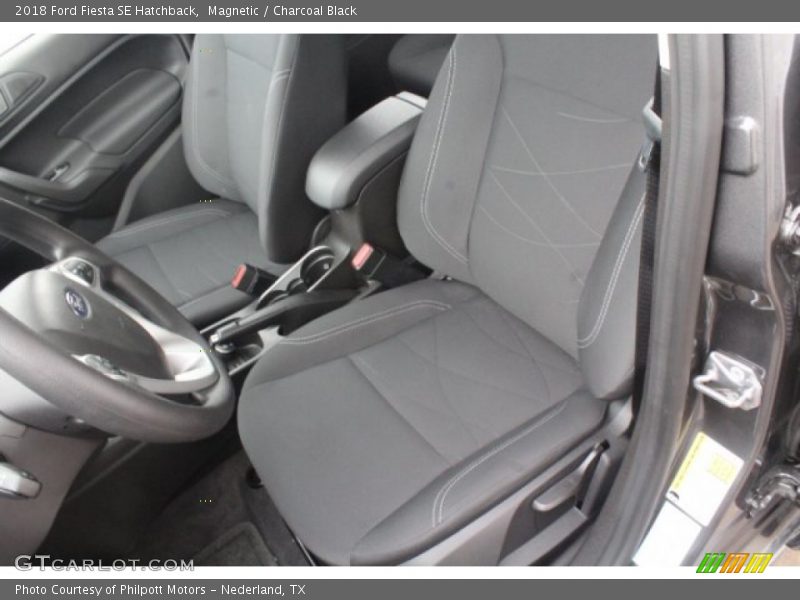 Magnetic / Charcoal Black 2018 Ford Fiesta SE Hatchback