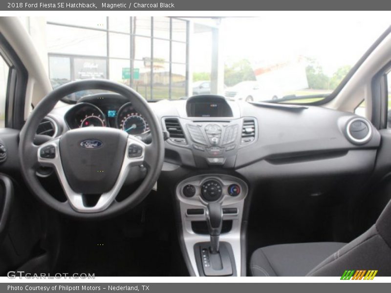 Magnetic / Charcoal Black 2018 Ford Fiesta SE Hatchback
